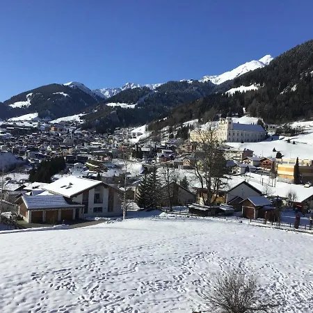 In With Two Balconies And Magnificient Views Disentis